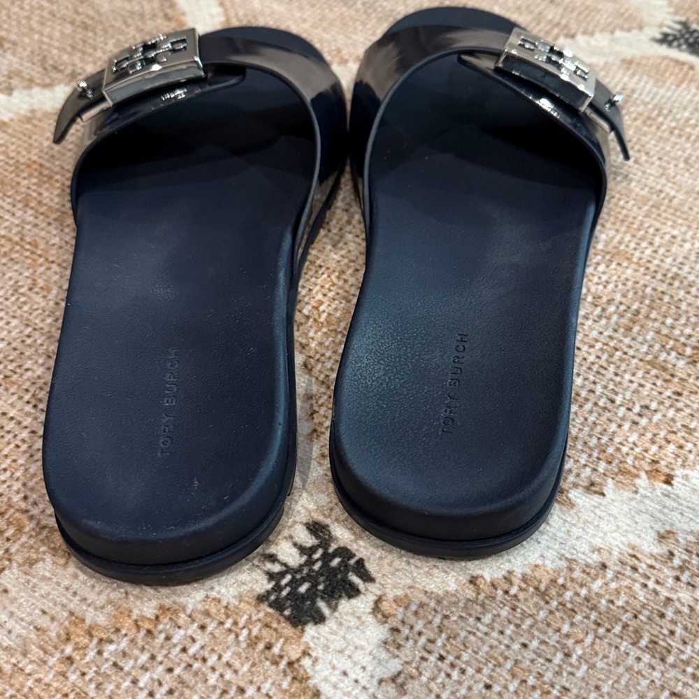 Tory Burch Buckle Slide Sandals size 7 EUC New Navy/Silver - Picture 3 of 5